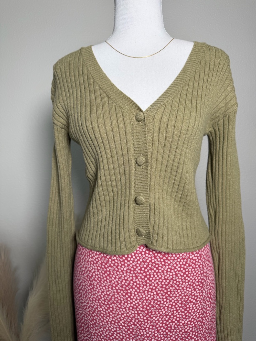 Pretty Little Thing - Cottagecore Green Crop Button Cardigan